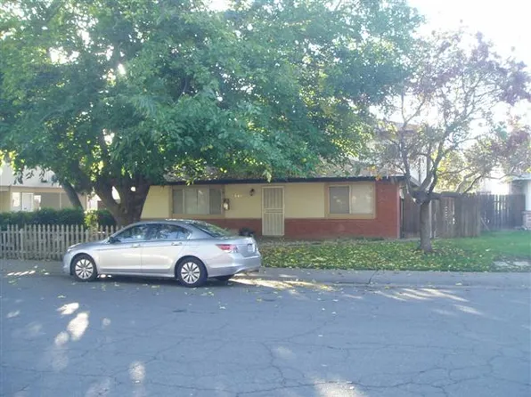 811 Cathedral Ct APT 2, Sacramento, CA 95825