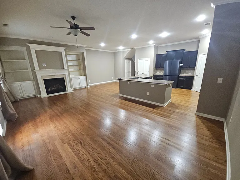 1035 Constitution Way — Photo 6