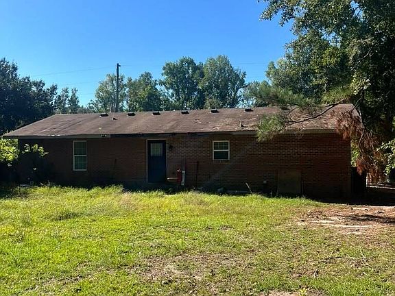 4th image of 2125 Chadwick Rd