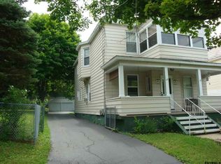 910 Raymond St, Schenectady, NY 12308