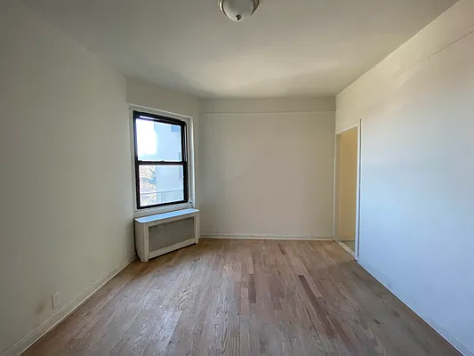 Rented by MySpaceNYC | media 5