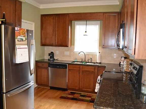 granite kitchen