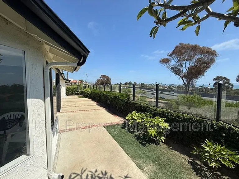 3009 Calle Juarez — Photo 36