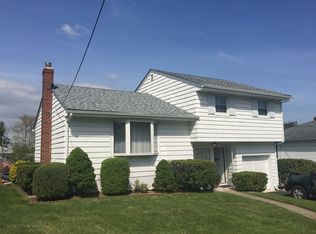 8 View Pl, Clifton, NJ 07013