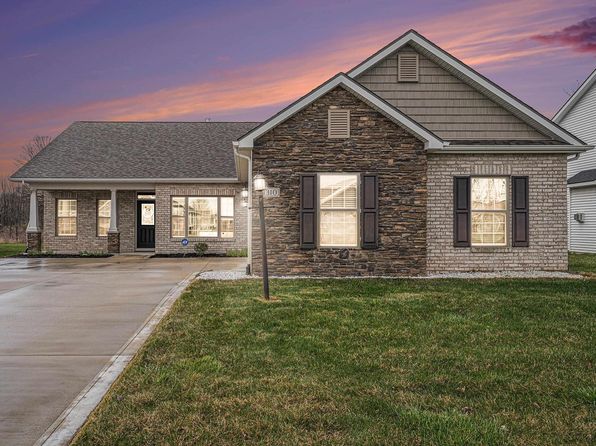 1310 Tuscany Xing, Winona Lake, IN 46590