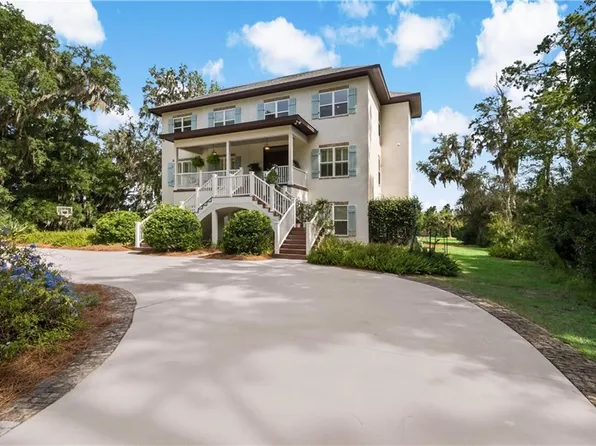 114 Jones Creek Dr, Saint Simons Island, GA 31522