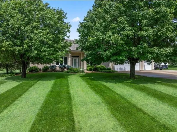 2631 Hawk Hill Ln SW, Rochester, MN 55902