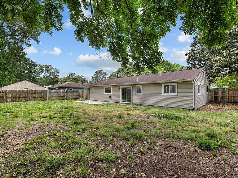 412 Lineberry Rd — Photo 29