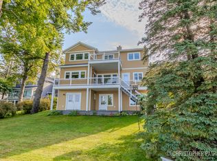 7217 Davies Dr NE, Rockford, MI 49341