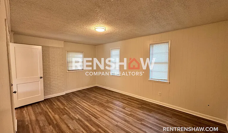 4550 Quince Rd — Photo 5