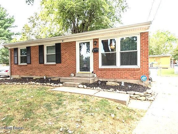 3rd image of 6 Mango Ct