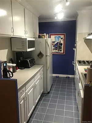 Sold by Douglas Elliman | media 11