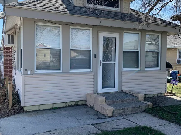 230 W Hudson Ave, Villas, NJ 08251