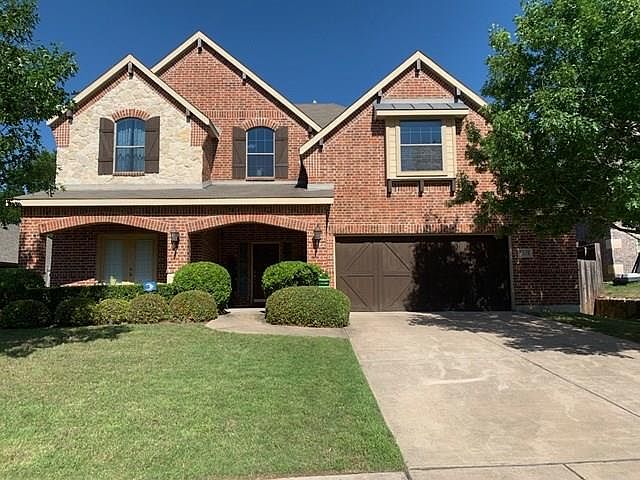 1st image of 1018 Southwestern Dr