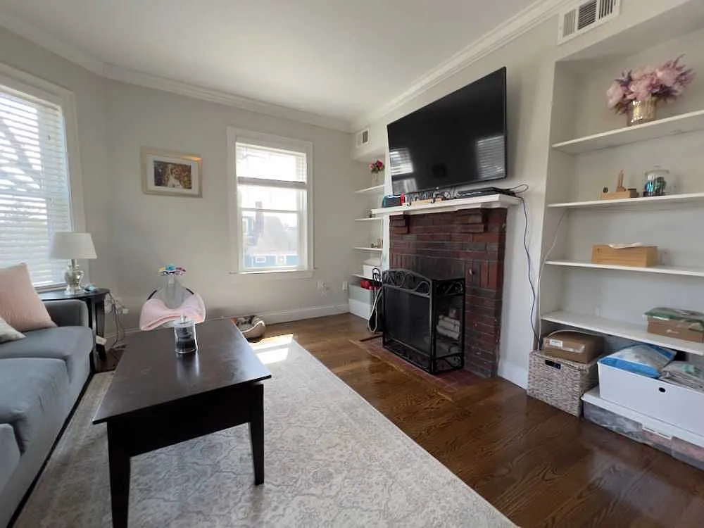 3 bed, 1.5 bath, $3,200 — Photo 3