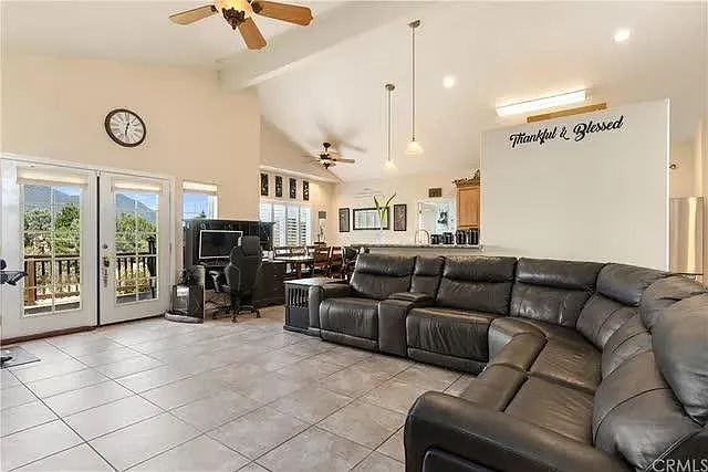10692 Sunset Ridge Dr — Photo 7