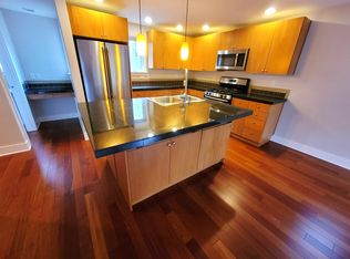 4423 44th Ave SW #A, Seattle, WA 98116