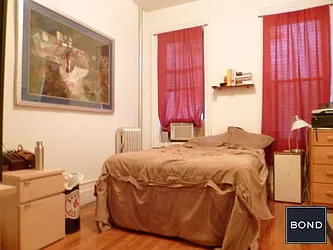 Rented by Bond New York