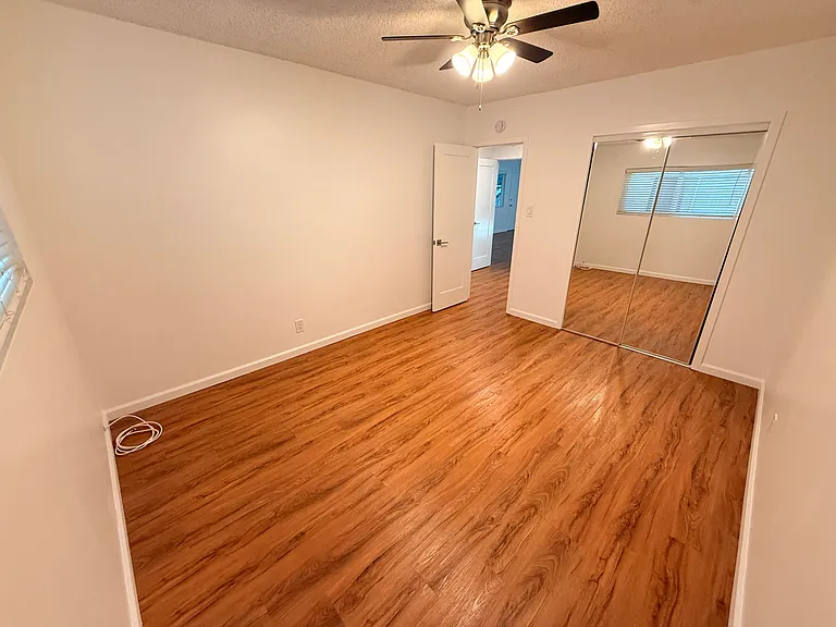 4635 N Bellflower Blvd #1 — Photo 9