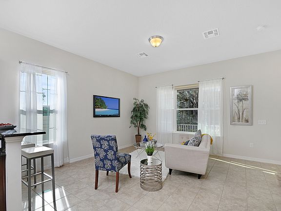 5th image of 4852 Beach Blvd