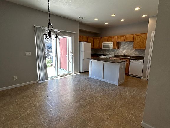 4th image of 12781 Jasmine Ct