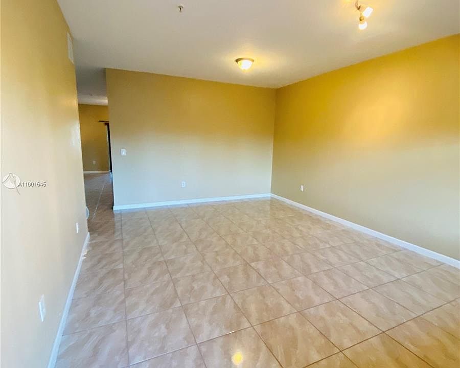 17350 NW 67th Ave Hialeah FL Zillow