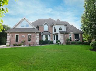 6835 Bantry Ct, Darien, IL