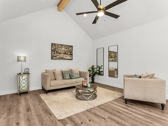 4th image of 808 Wilkinson Dr