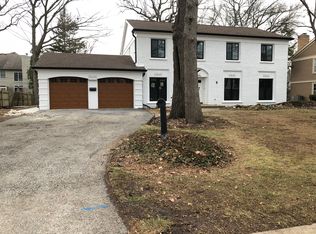 790 Smoke Tree Rd, Deerfield, IL 60015