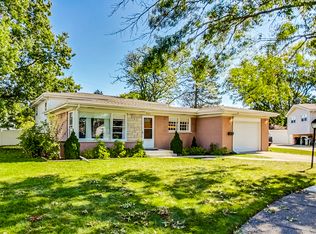 9327 Overhill Ct, Morton Grove, IL 60053