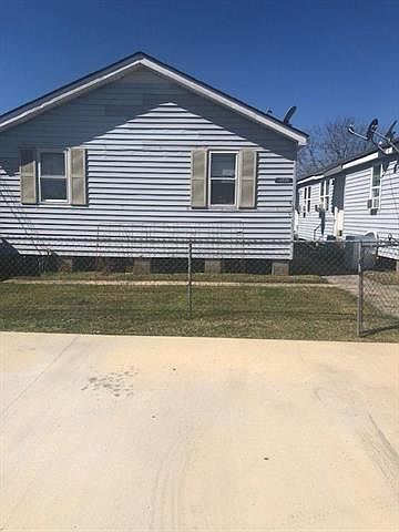 1st image of 525 Wagner St
