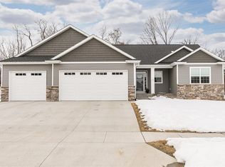 4134 Larkspur Dr, Marion, IA 52302