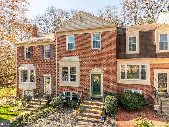 10460 Malone Ct, Fairfax, VA 22032