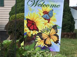 124 Princeton Rd, Parlin, NJ 08859