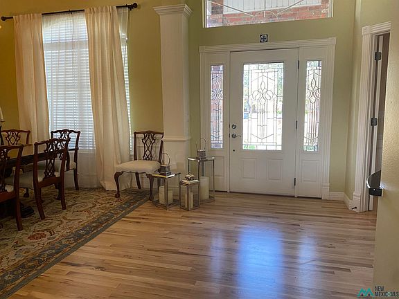 2nd image of 118 Colonial Est