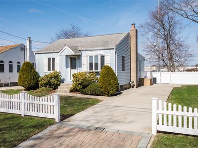 1 Glenda Drive, West Babylon, NY, 11704