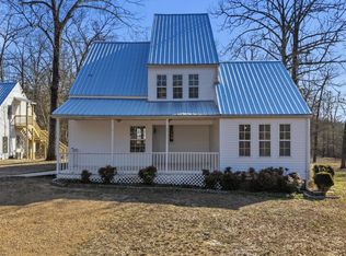 150 Cherokee Dr, Chatsworth, GA 30705