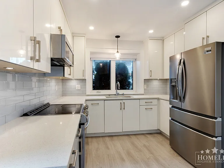 6627 Inverness St #6623 — Photo 6