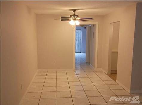 5th image of 16215 NE 18th Ct APT 104