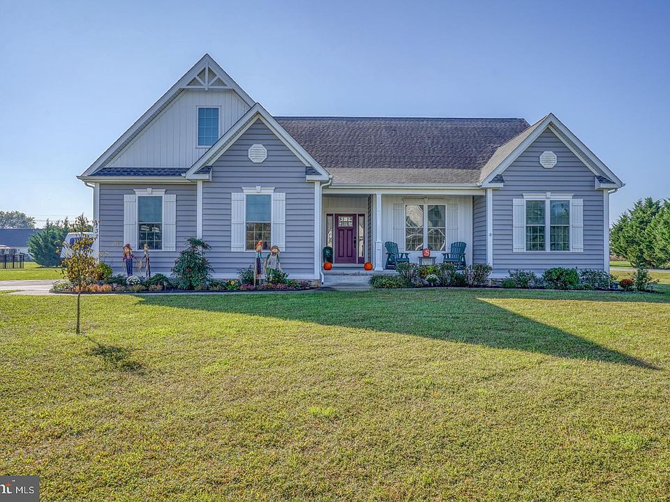 1st image of 132 W Lucky Estates Dr