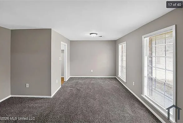 1027 Autumn St — Photo 24