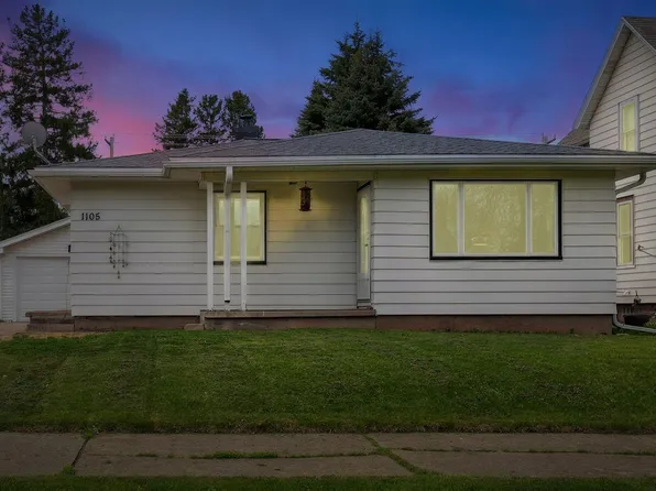 1105 9th Ave W, Ashland, WI 54806