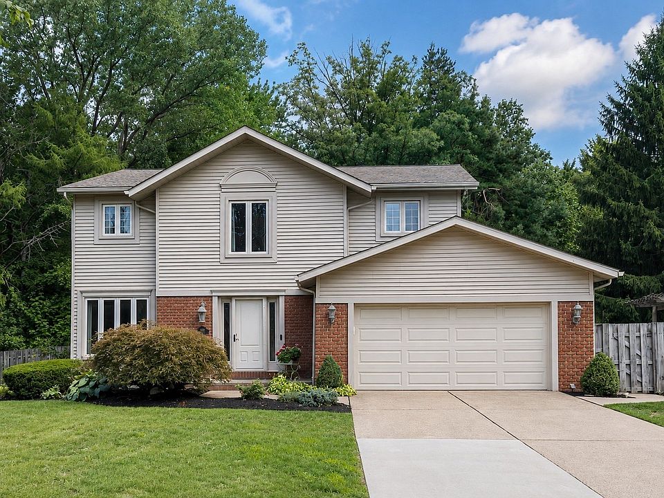 1st image of 305 Greenhurst Dr