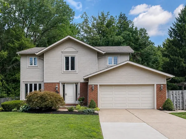 305 Greenhurst Dr, Erie, PA 16509