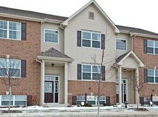 4968 Bode Ln, McHenry, IL 60050