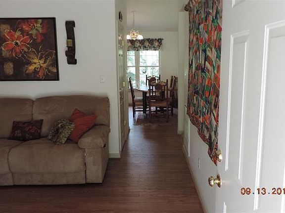 2nd image of 104 Palmer Dr