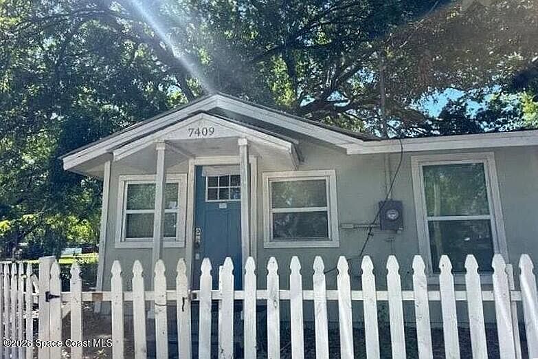 1st image of 7409 Rhode Island Dr