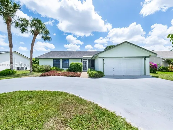 19476 Carolina Cir, Boca Raton, FL 33434