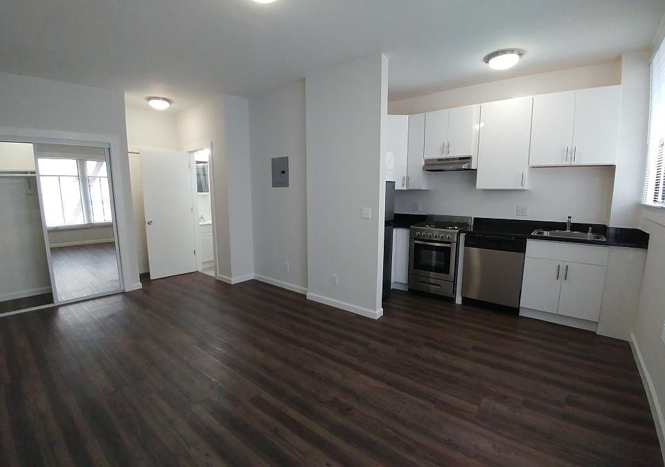1st image of 618 Bush St APT 24