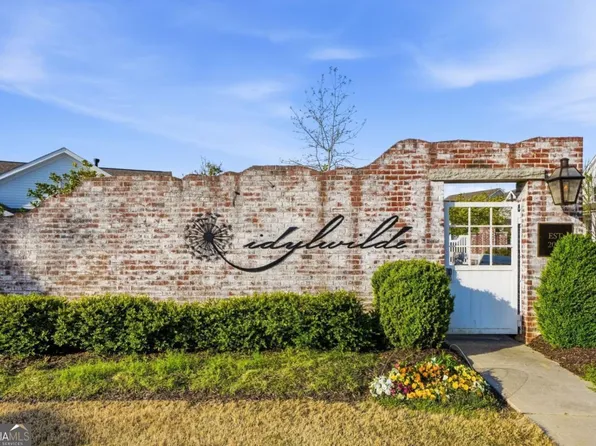 331 McDaniel Pl, Canton, GA 30115